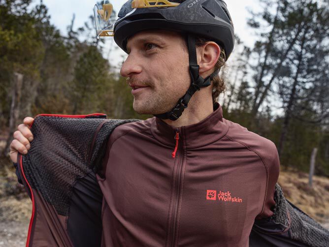 Mood image BIKING OUTFIT MEN